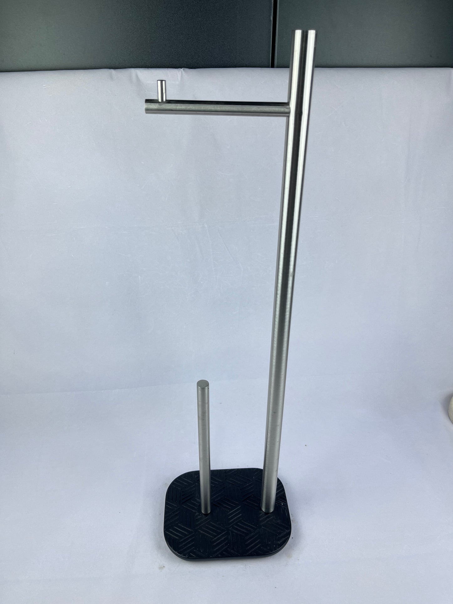 Rock Rhythm - Light Elegance | Floating Resin Marble Paper Towel Holder