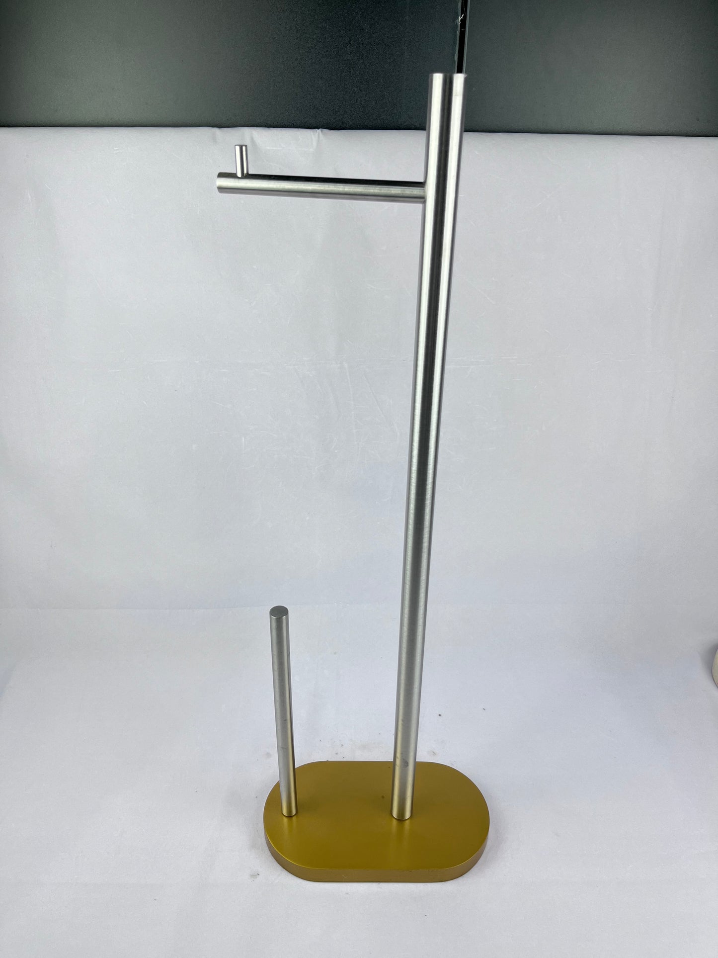 Rock Rhythm - Light Elegance | Floating Resin Marble Paper Towel Holder