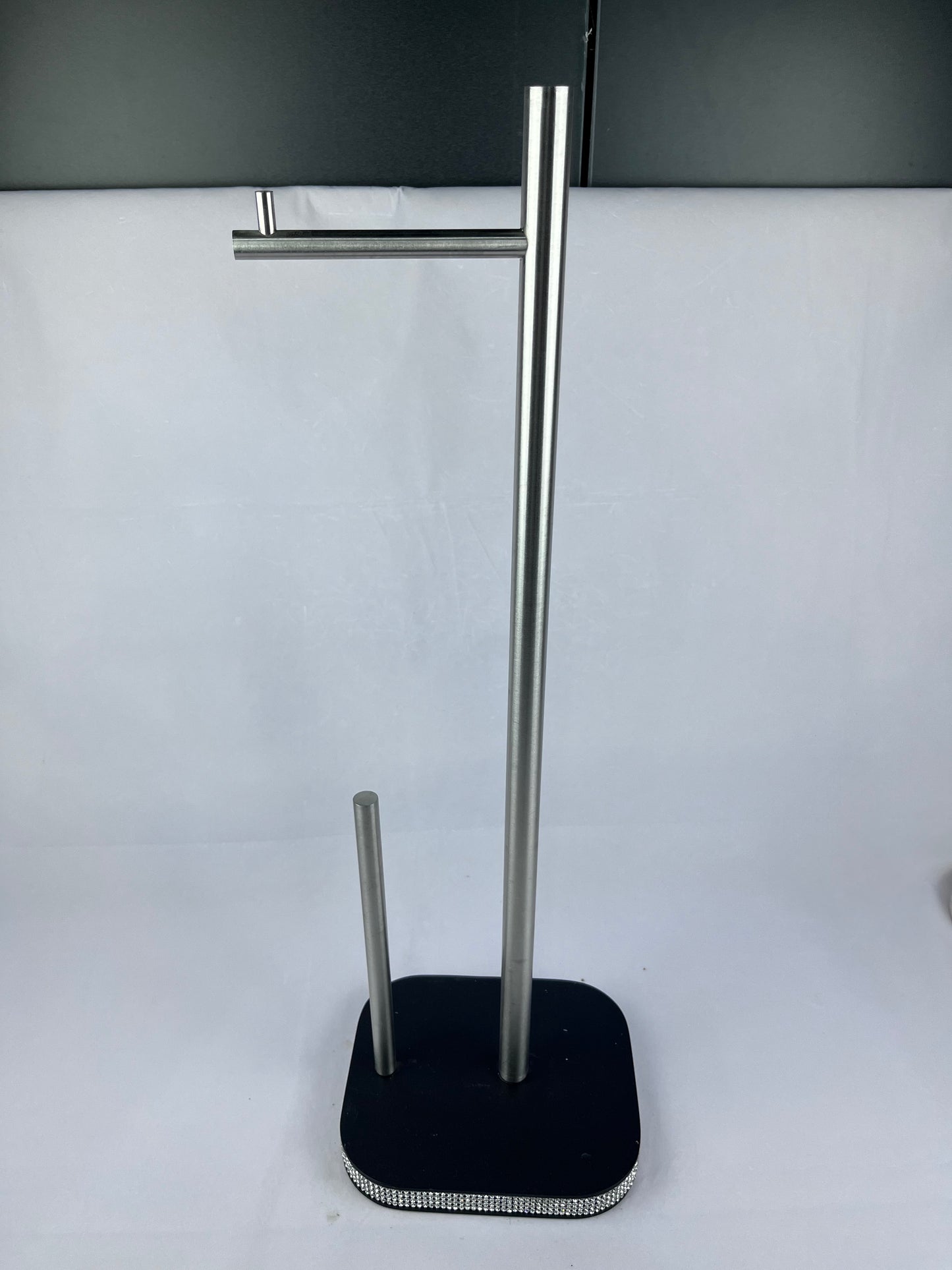 Rock Rhythm - Light Elegance | Floating Resin Marble Paper Towel Holder