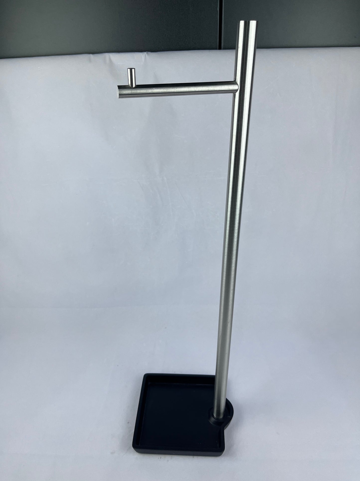 Mountain | Dialogue between Marble and Resin