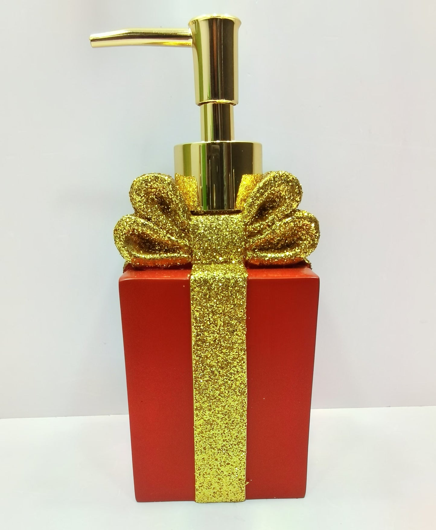 Snowy Night Fairytale] Christmas Limited Edition Gilt Embossed Lotion Bottle