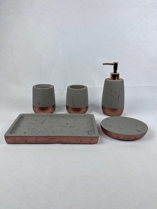 [Gilt Vegetarian Crawl] Concrete and Gold Leaf Collide Bathroom Set