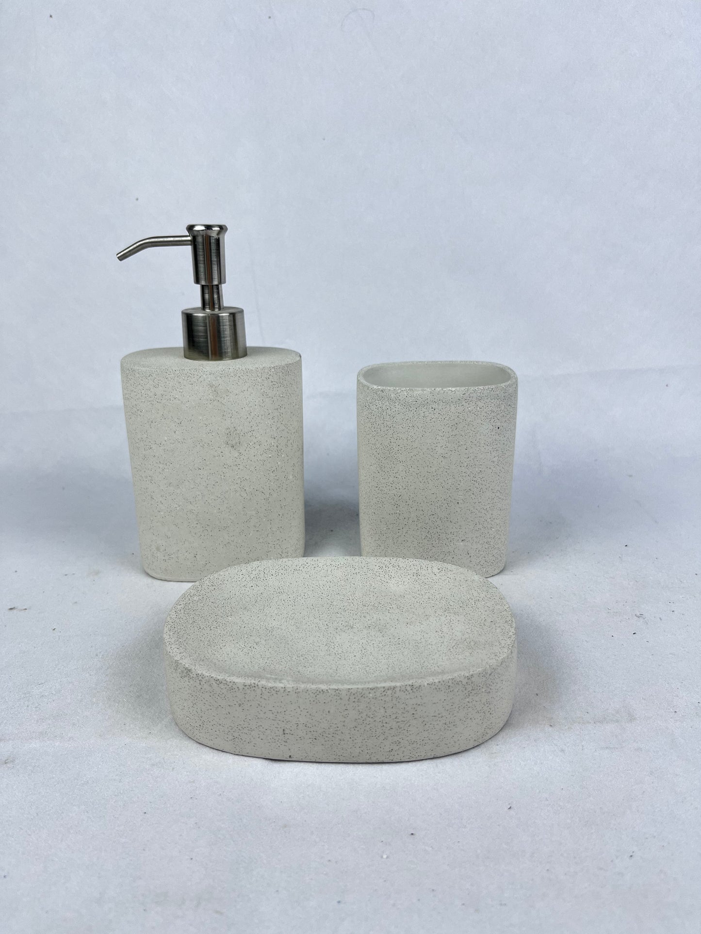 Minimalist Freshwater Clay Bathroom Set