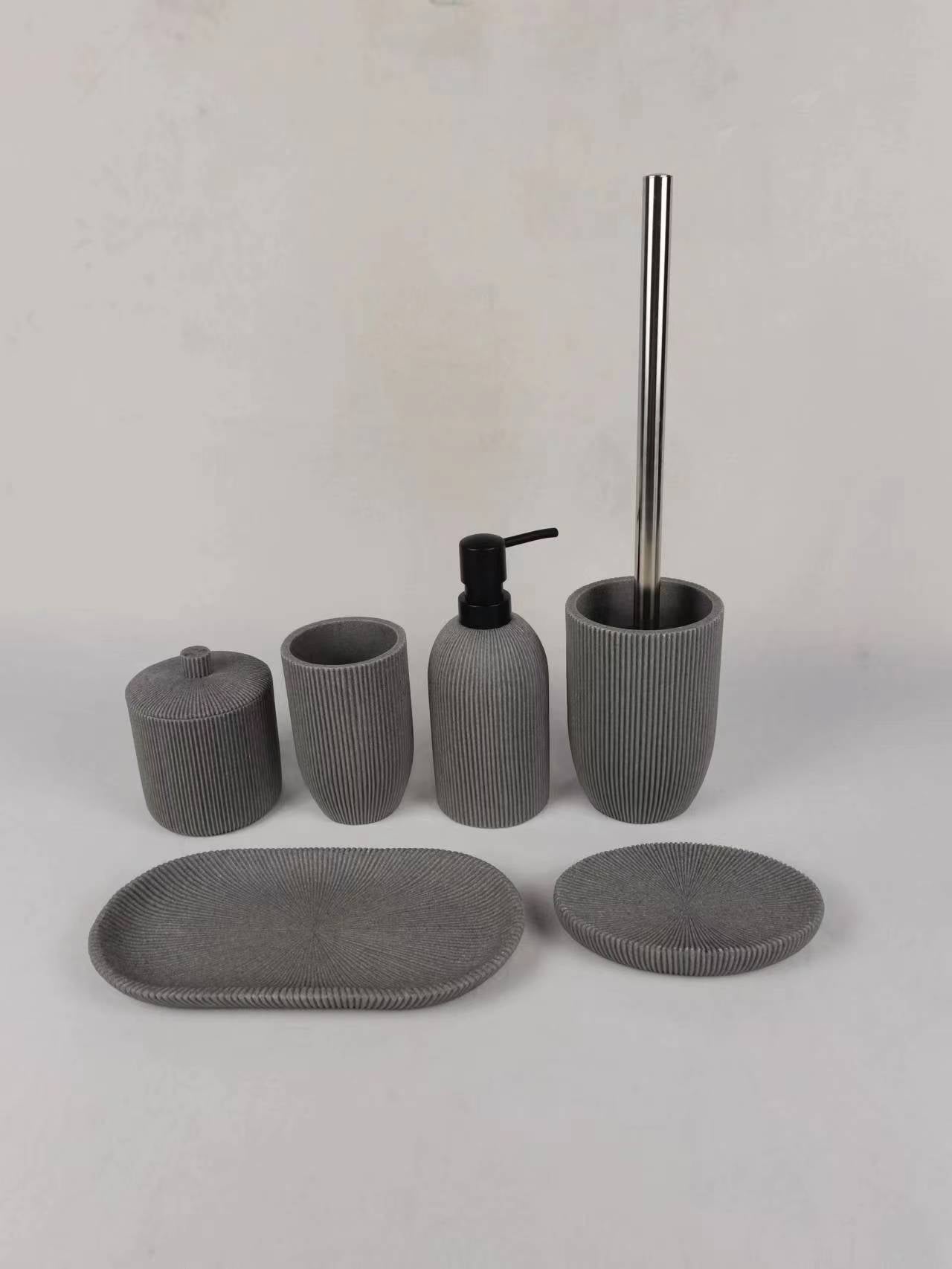 Scandinavian Minimalist Stripe Design Lotion Bottle Set, Selected High Transparency Resin Material to Create