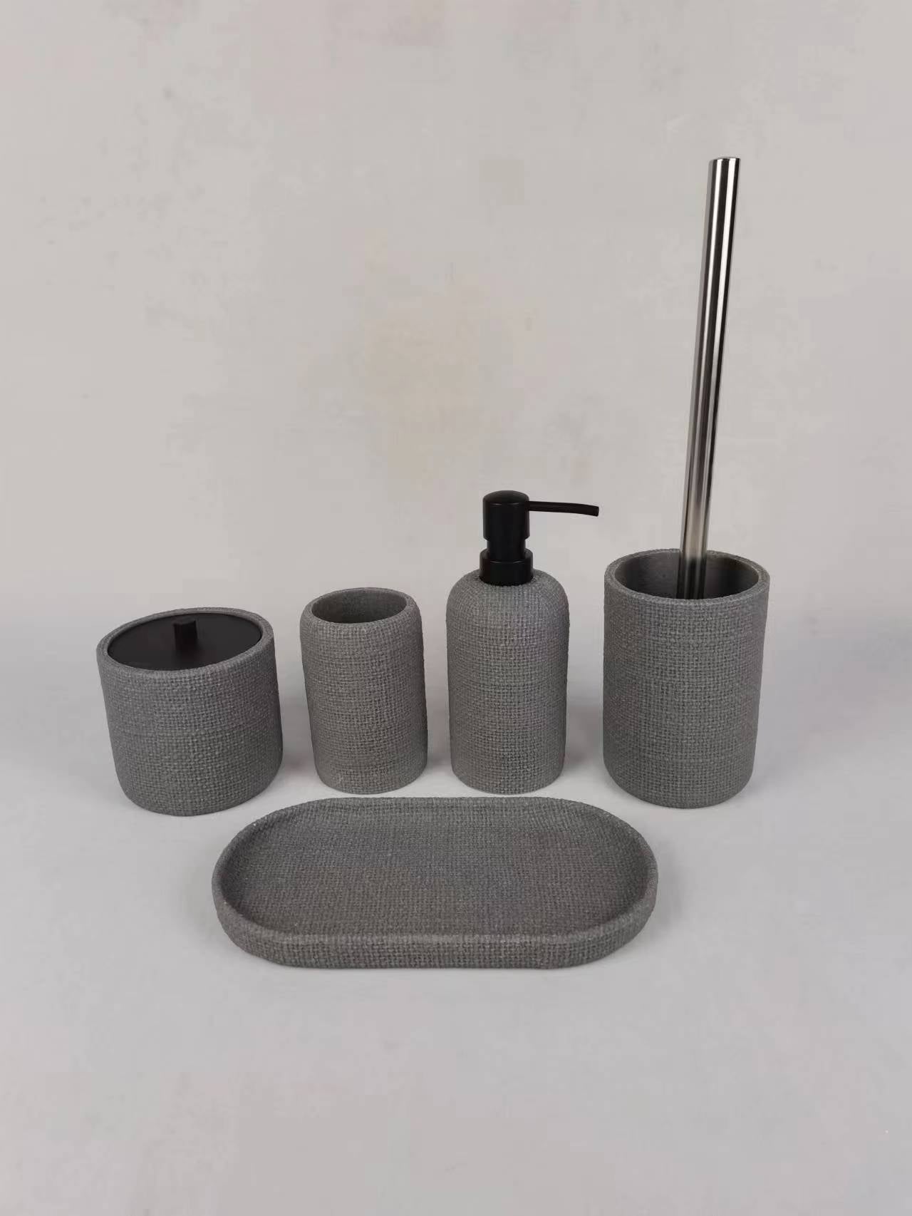 Scandinavian Minimalist Stripe Design Lotion Bottle Set, Selected High Transparency Resin Material to Create